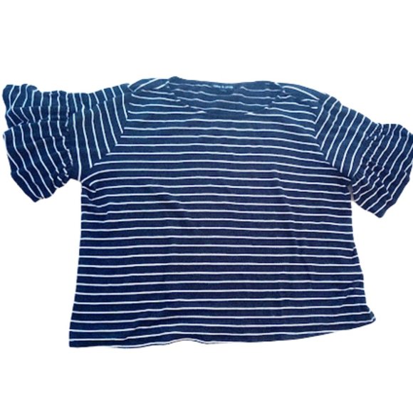 Black White Striped Crop Top with Bell Sleeves - Picture 1 of 3